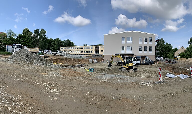 250617_Vorplatz.jpeg  